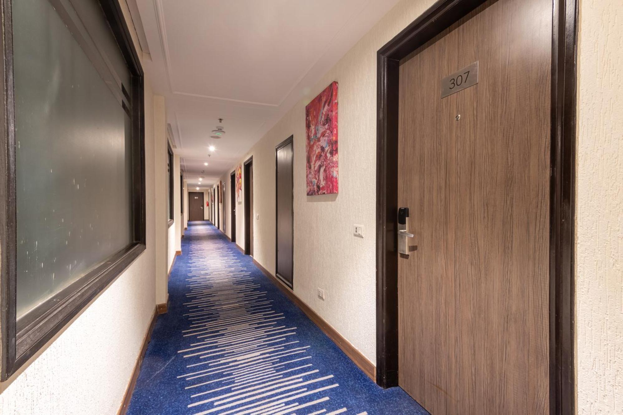 מלון Ramada By Wyndham קסאולי מראה חיצוני תמונה